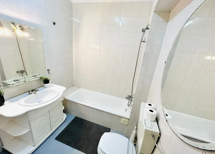 Dom wakacyjny Luxury House Next Attractions With Free Parking *